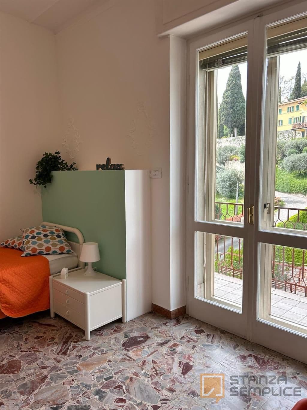 Stanza singola a Verona